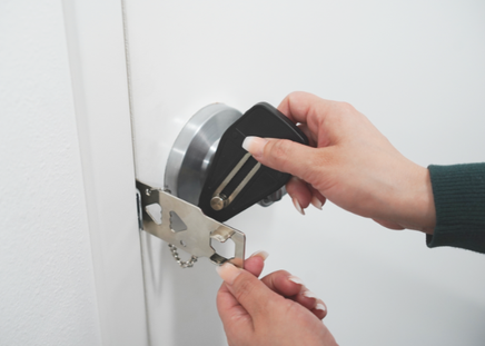 Travel Safety in 2025: Why the Securityman Portable Door Lock with Alarm Is a Game-Changer